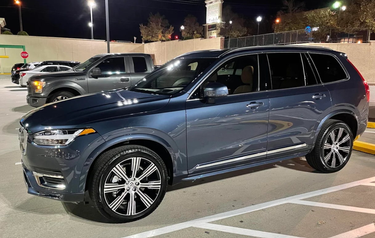 Volvo XC90 family SUV